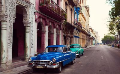 Havana street classic car
